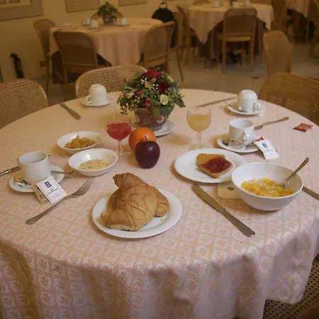 Hotel Nuovo Rebecchino Neapol