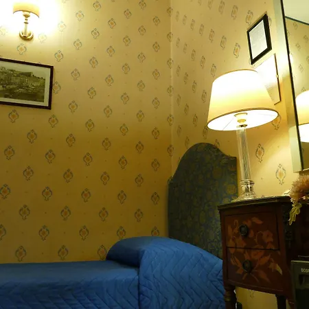 Hotel Nuovo Rebecchino Naples