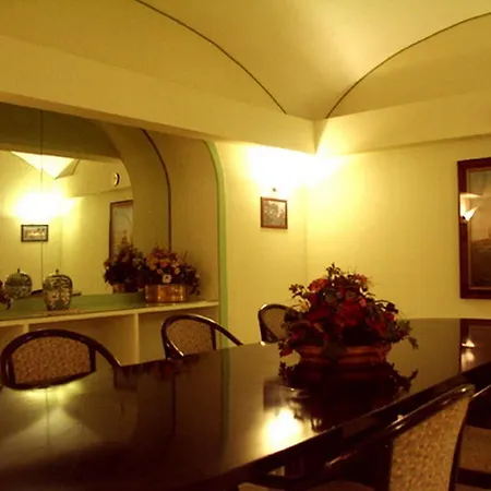 Nuovo Rebecchino 3* Naples