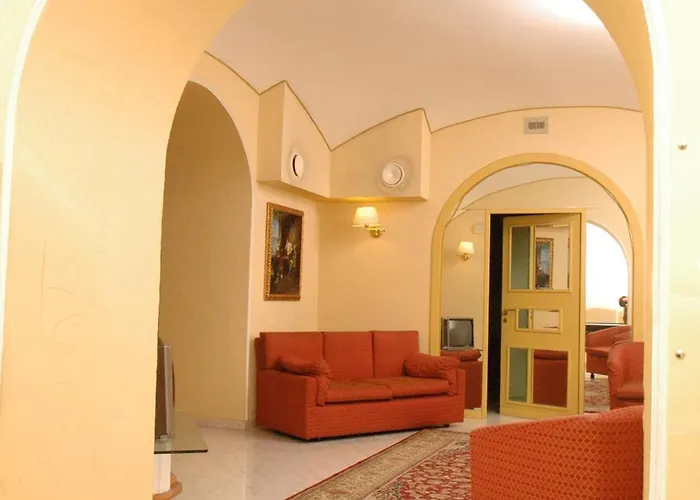 Nuovo Rebecchino 3* Neapel